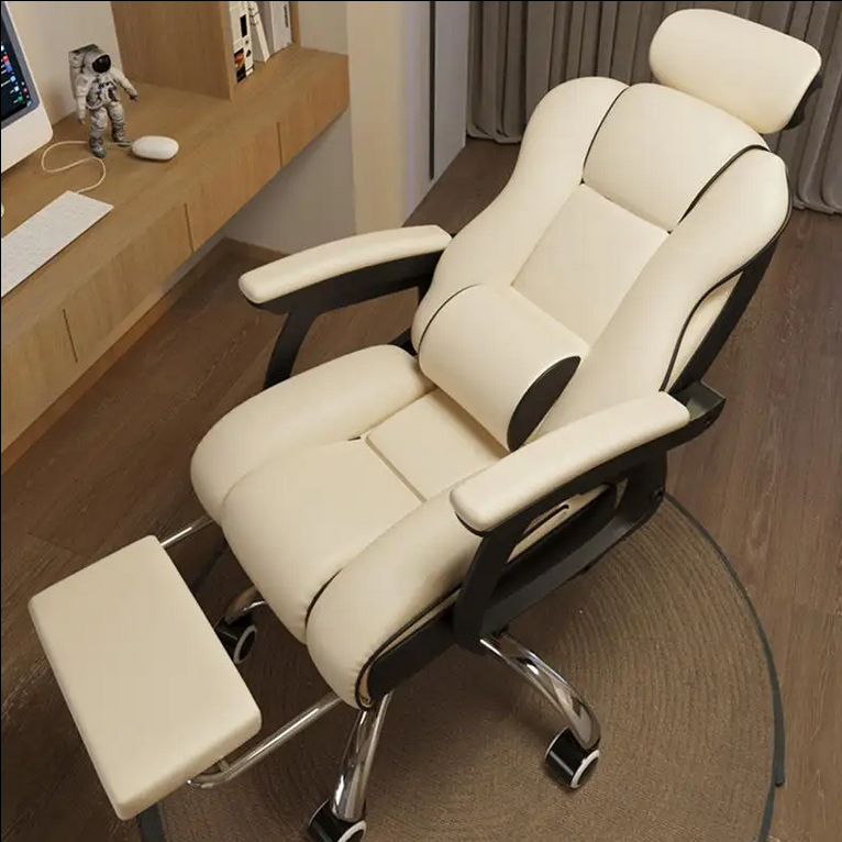 Bequemer Bürosessel beige